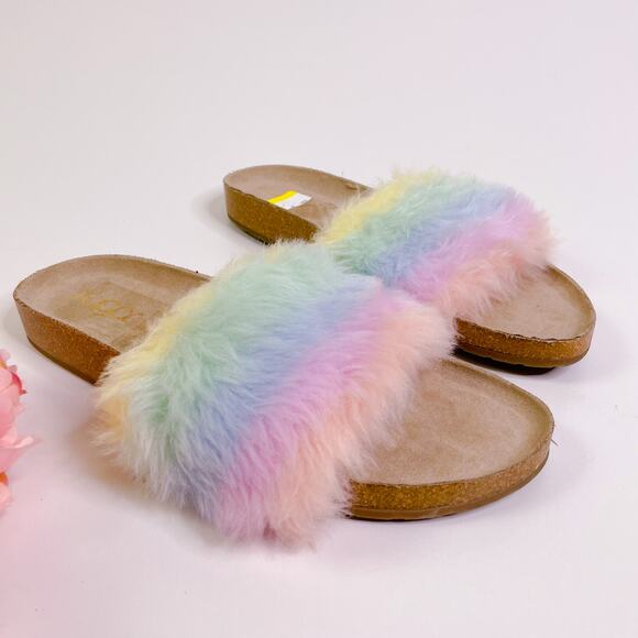 Sugar Bravoes Fuzzy Tie Dye Open Toe Slide Sandals Pastel Rainbow size 10 NEW - Picture 1 of 11